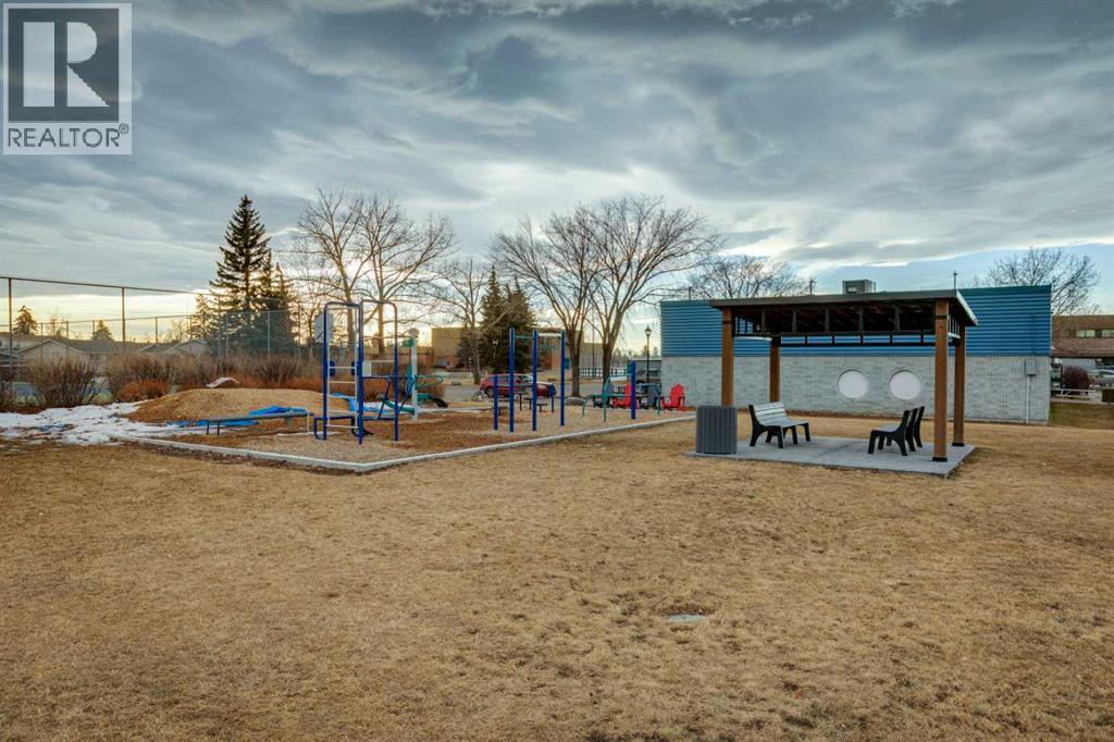 Single Family House for Sale in  Whiteridge Place NE Whitehorn Calgary 