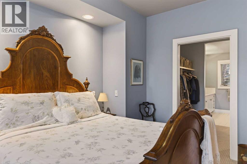 Single Family House for Sale in   Street SW Elbow Park Calgary 