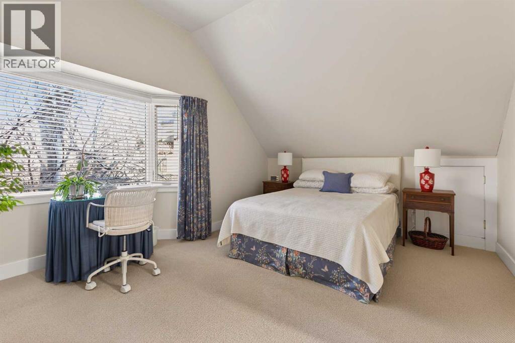 Single Family House for Sale in   Street SW Elbow Park Calgary 