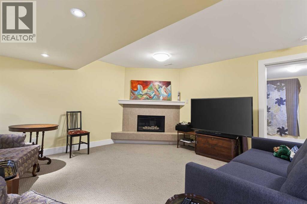 Single Family House for Sale in   Street SW Elbow Park Calgary 