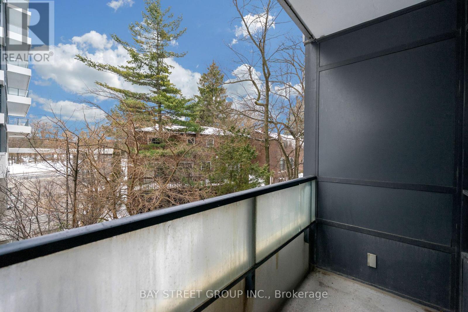 #225 399 SPRING GARDEN AVENUE - 19