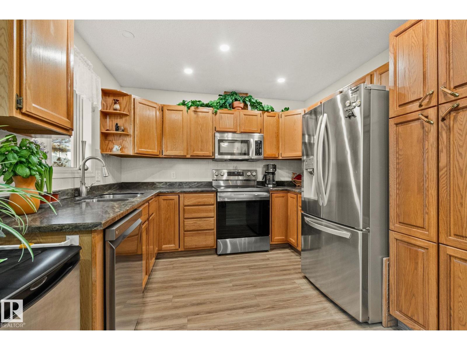 #10 13217 155 AV NW, Edmonton