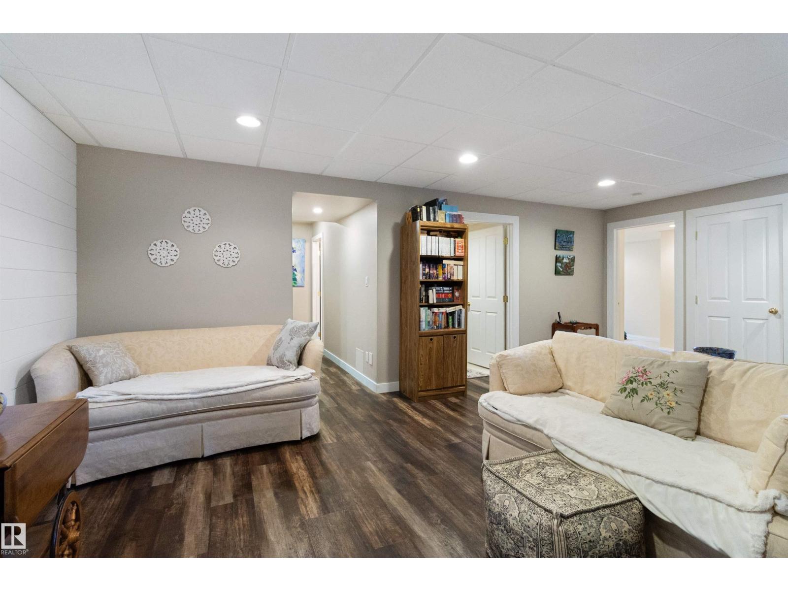 1717 KENSIT PL NW, Edmonton