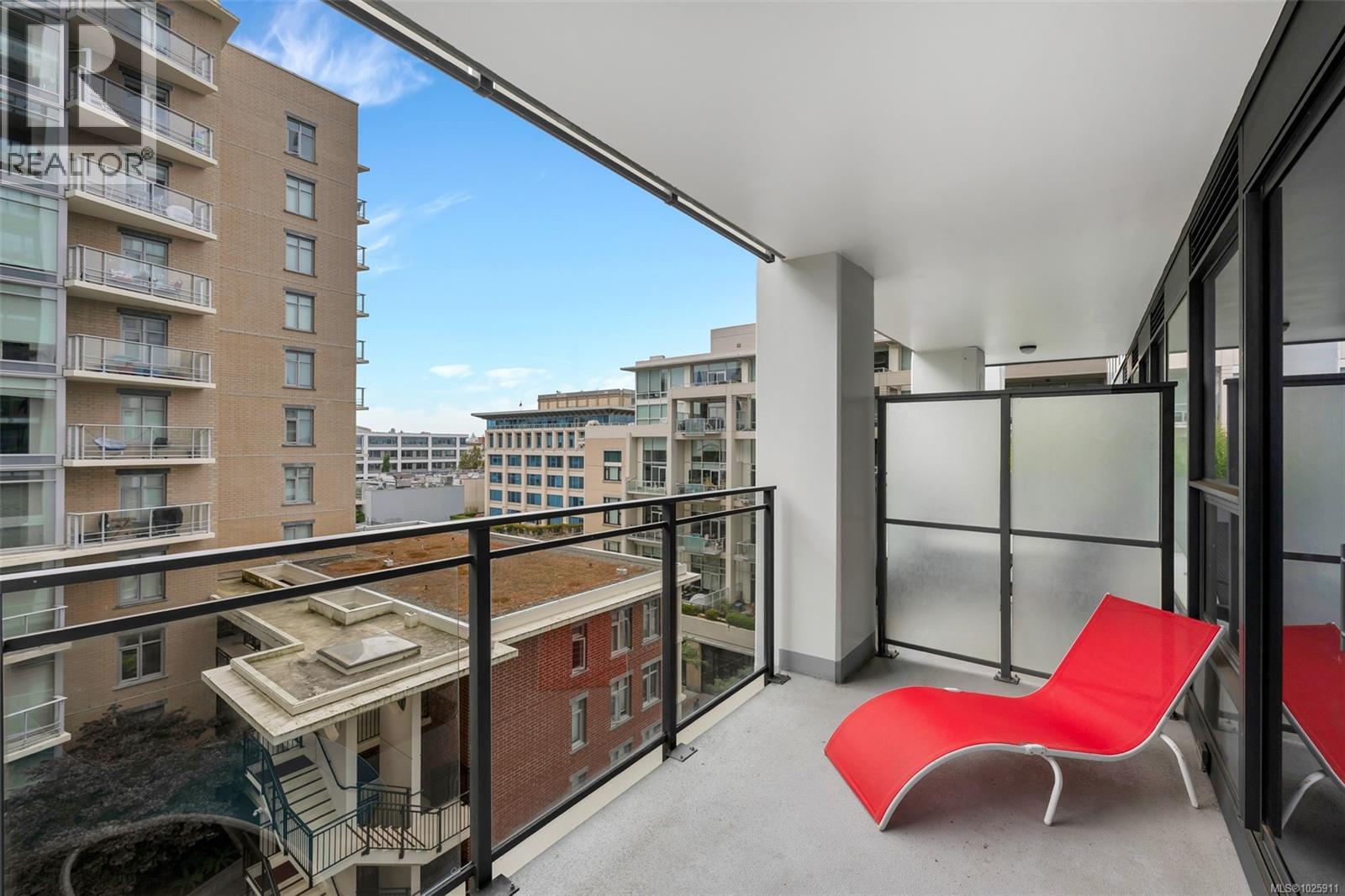 709 777 Herald Street, Victoria