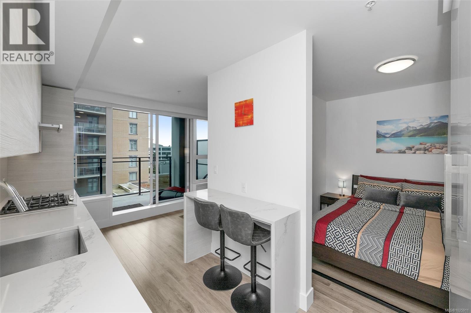 709 777 Herald Street, Victoria