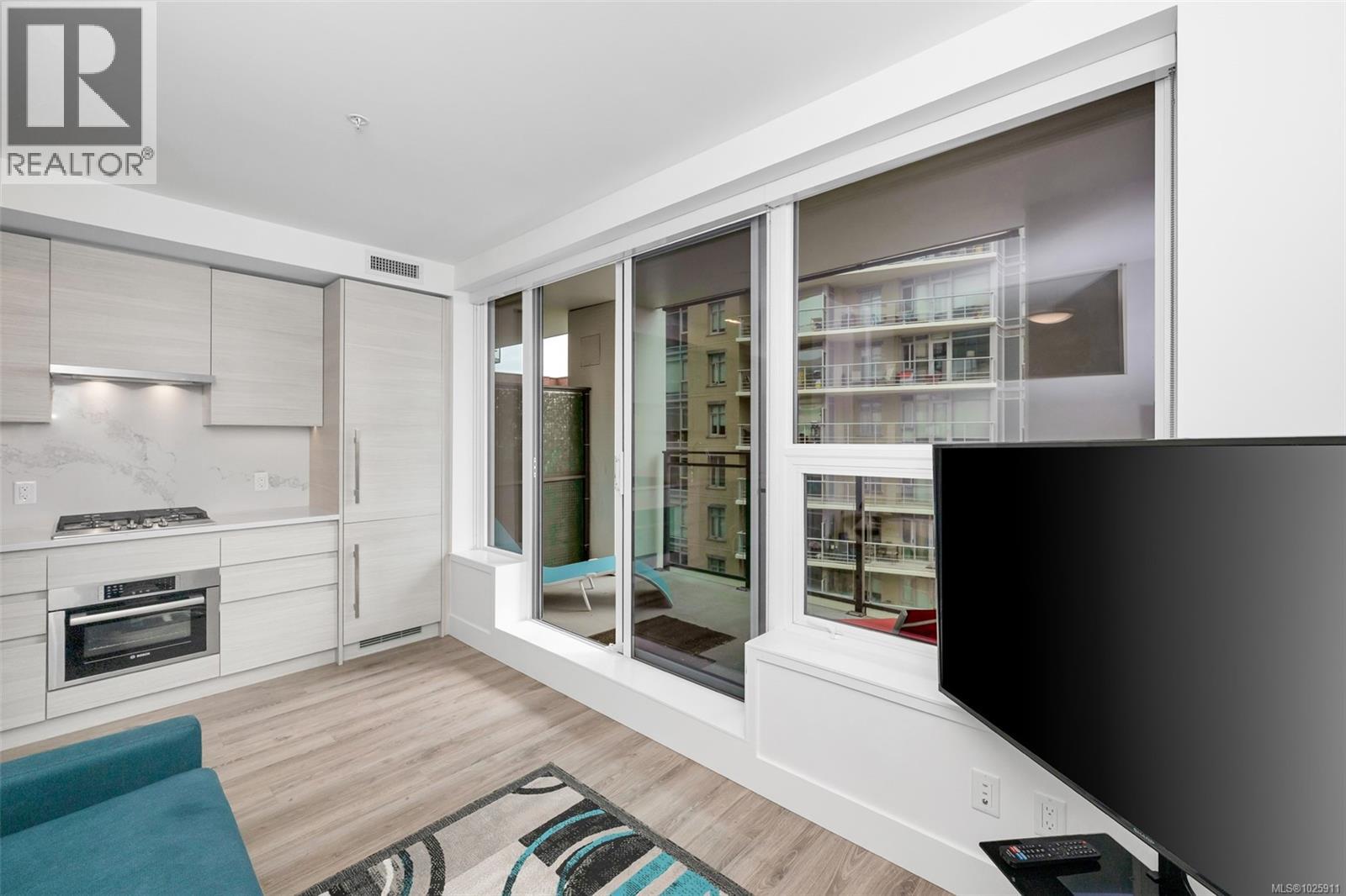 709 777 Herald Street, Victoria