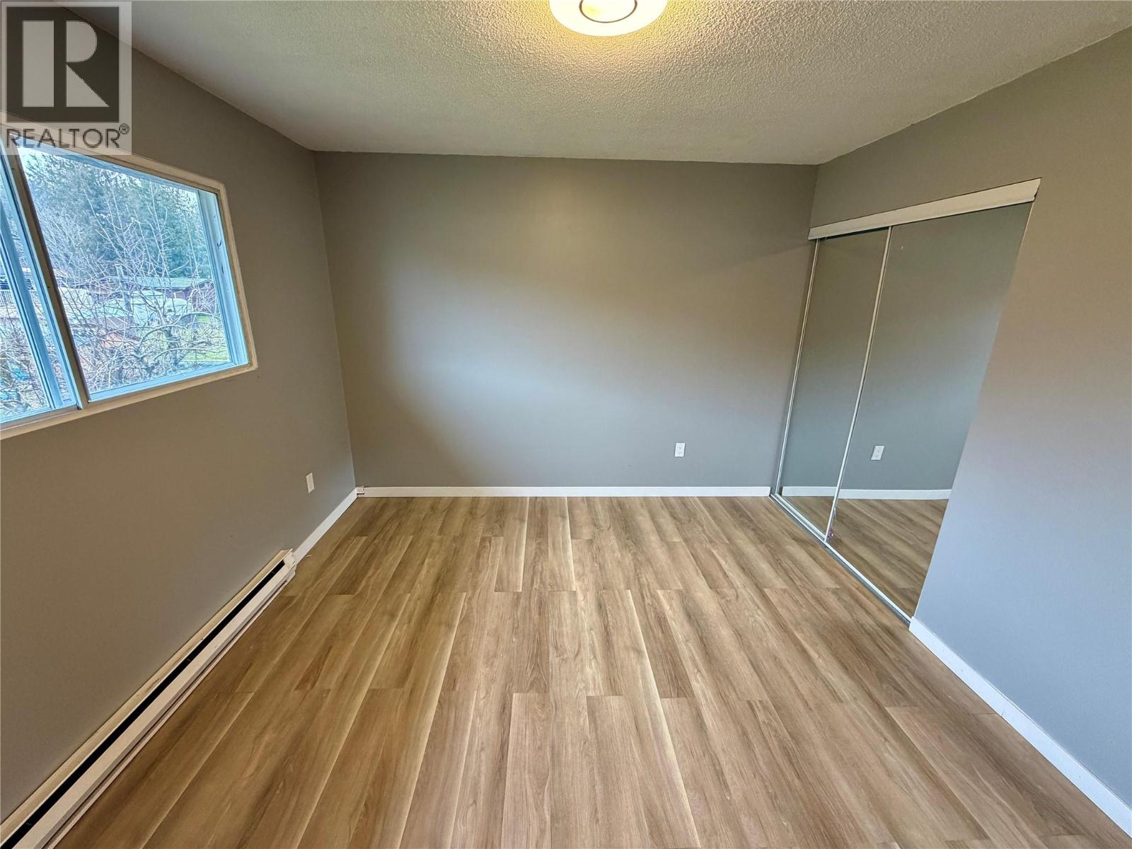 606 Spruce Street, Sicamous