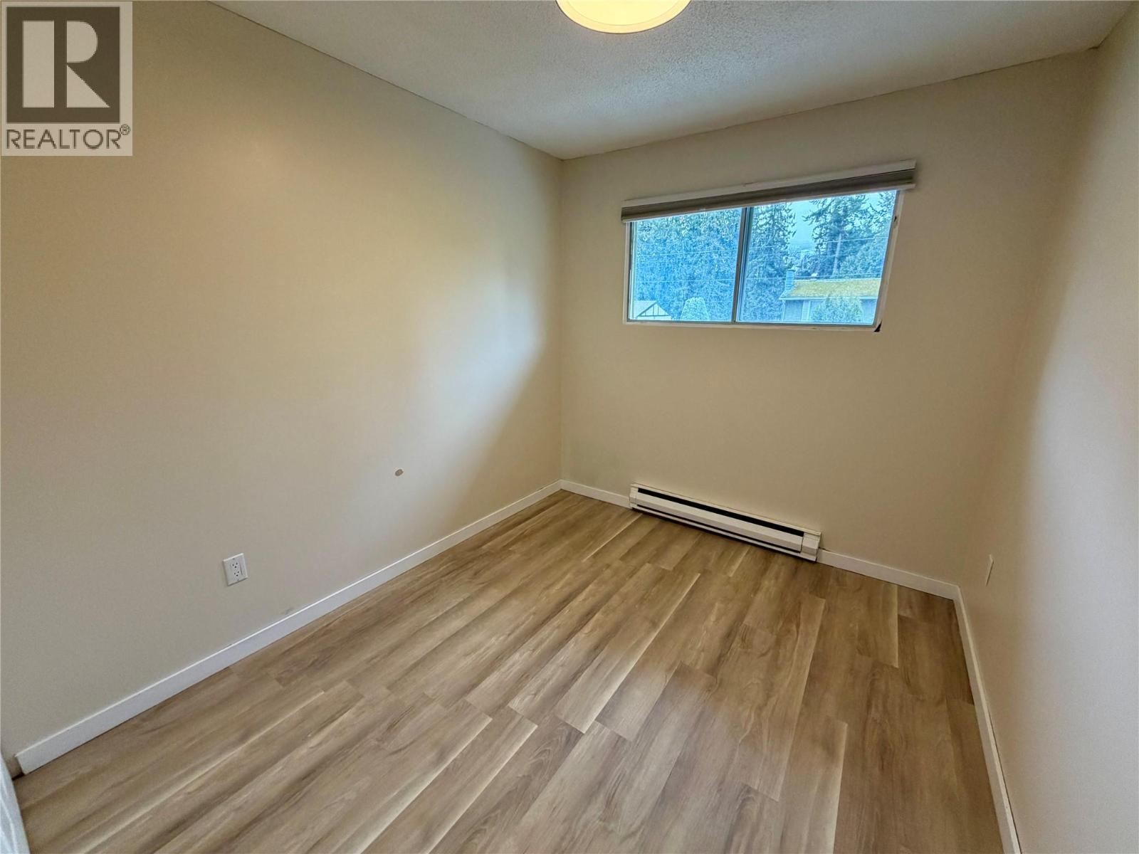 606 Spruce Street, Sicamous