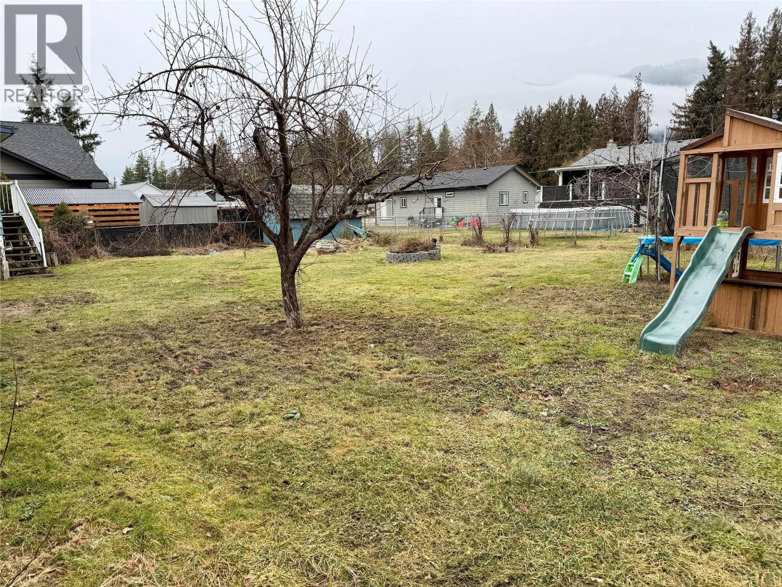 606 Spruce Street, Sicamous