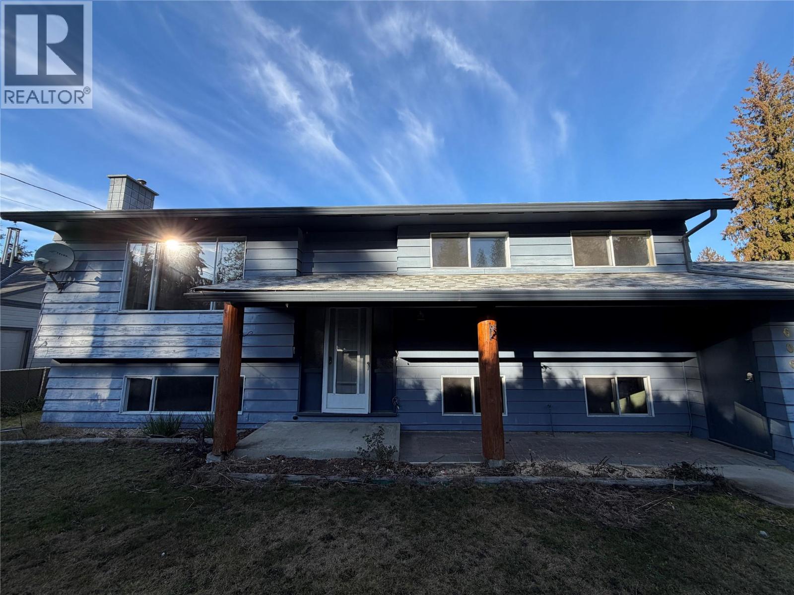 606 Spruce Street, Sicamous