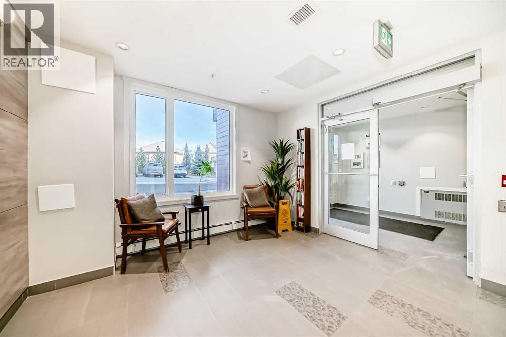 Single Family House for Sale in   Shawnee Common SW Shawnee Slopes Calgary 