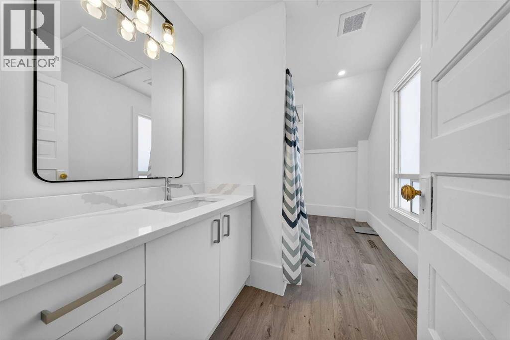 Single Family House for Sale in   Avenue NW Crescent Heights Calgary 