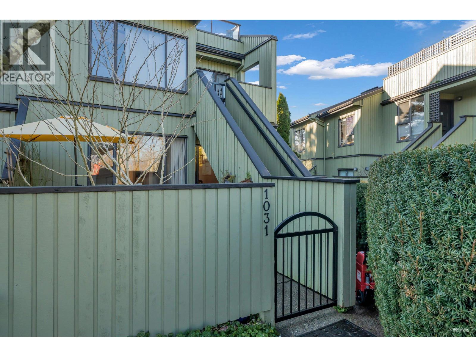 1031 SCANTLINGS - Photo 2 of 35, Vancouver, British Columbia