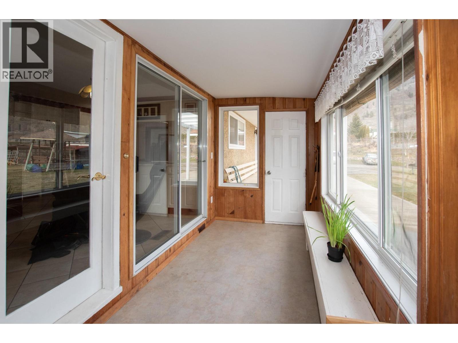  2737 Upper Bench Road, Keremeos