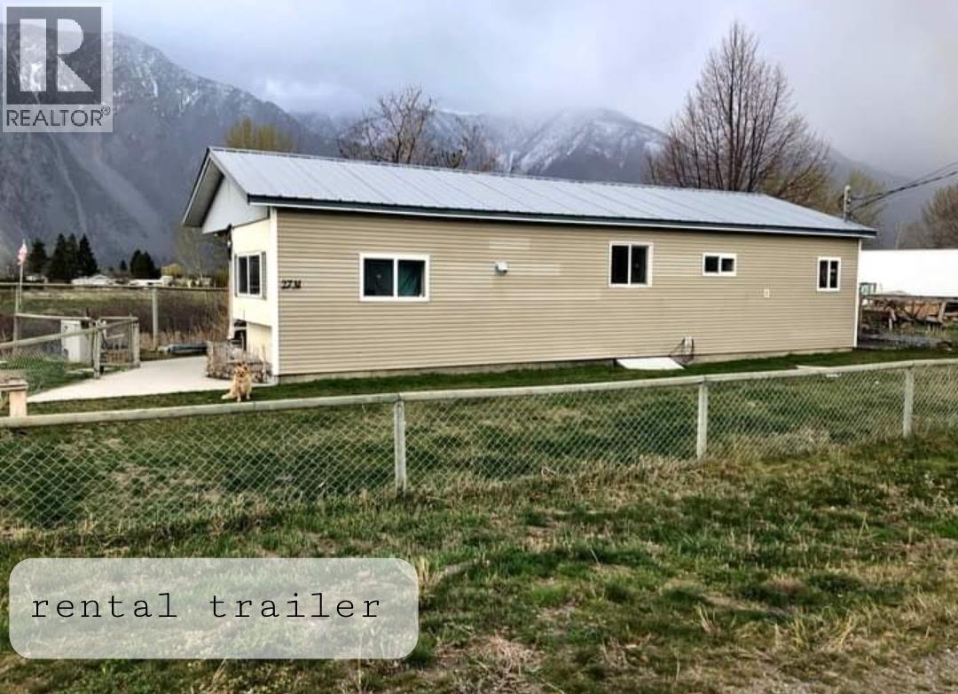  2737 Upper Bench Road, Keremeos