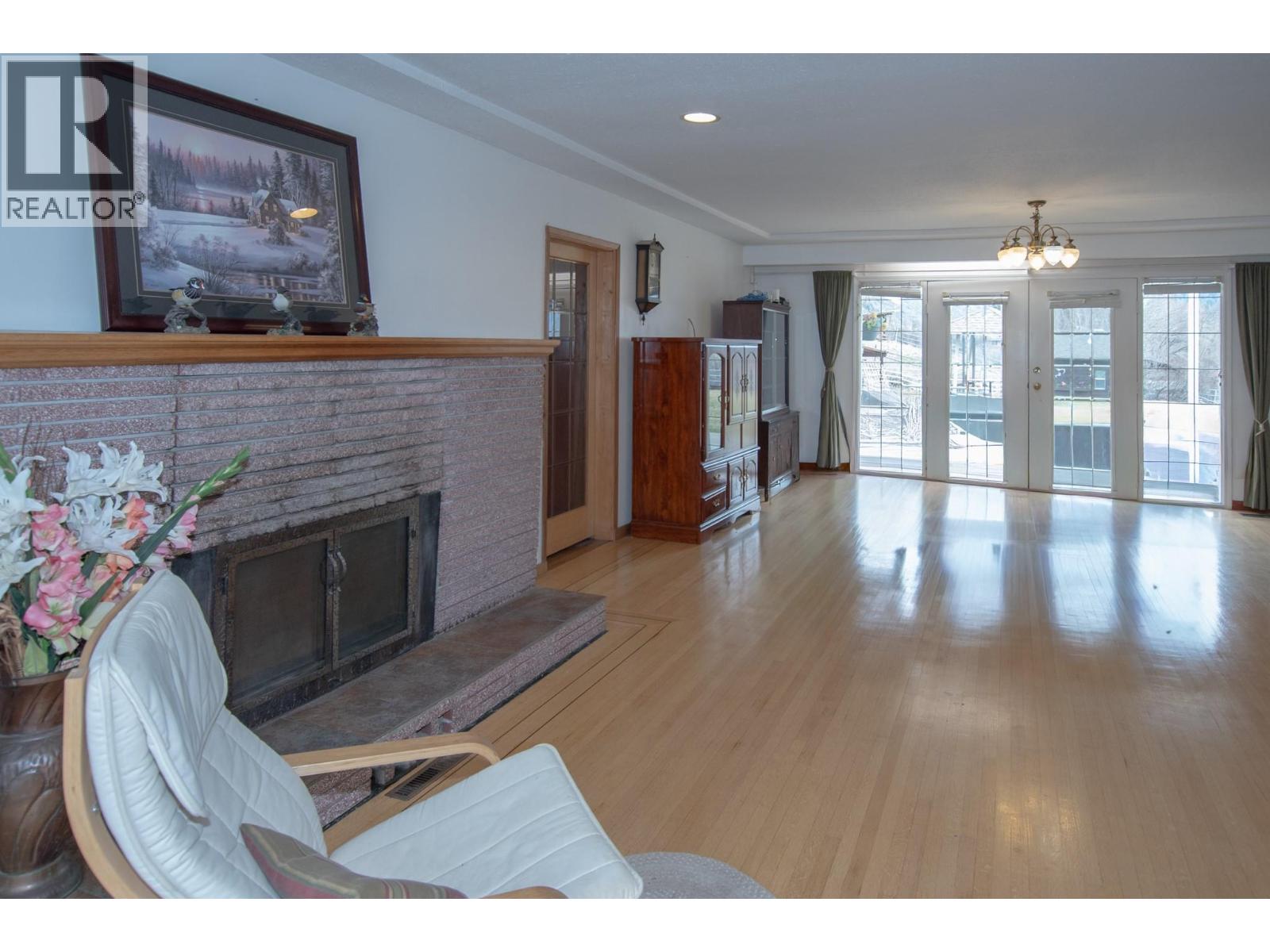  2737 Upper Bench Road, Keremeos