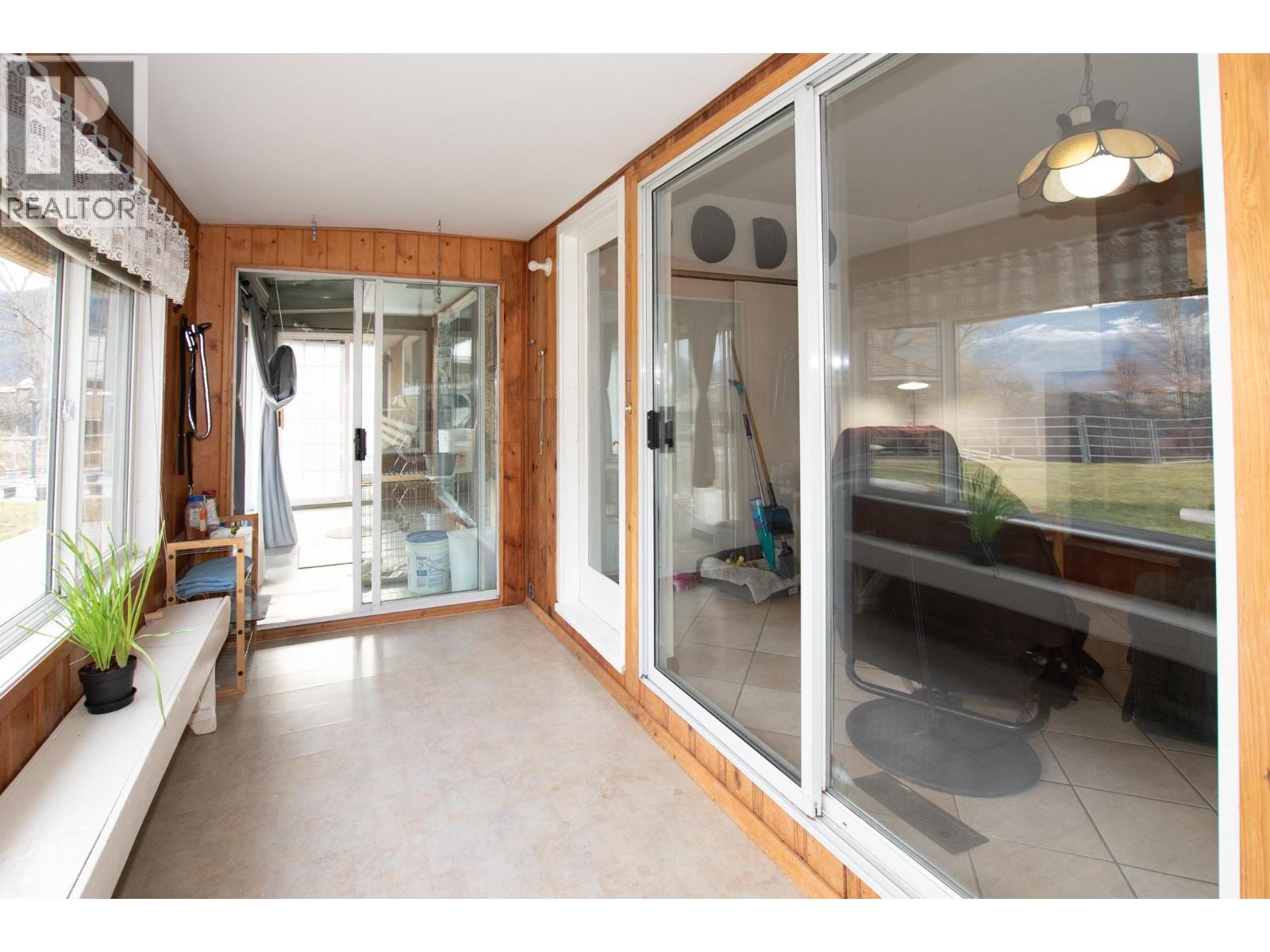  2737 Upper Bench Road, Keremeos