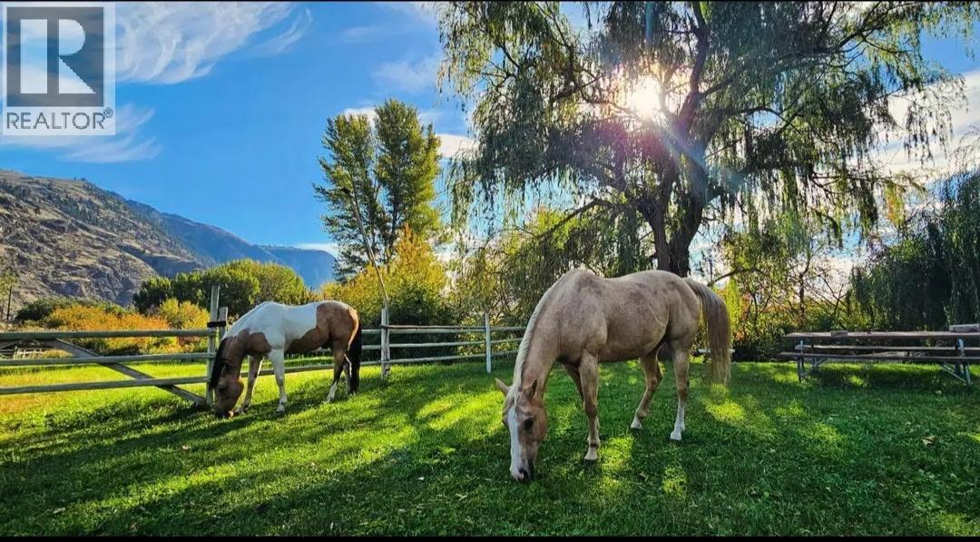  2737 Upper Bench Road, Keremeos
