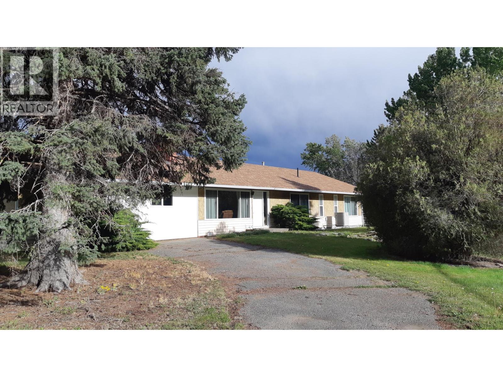  2737 Upper Bench Road, Keremeos