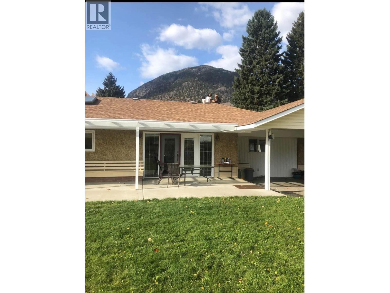  2737 Upper Bench Road, Keremeos