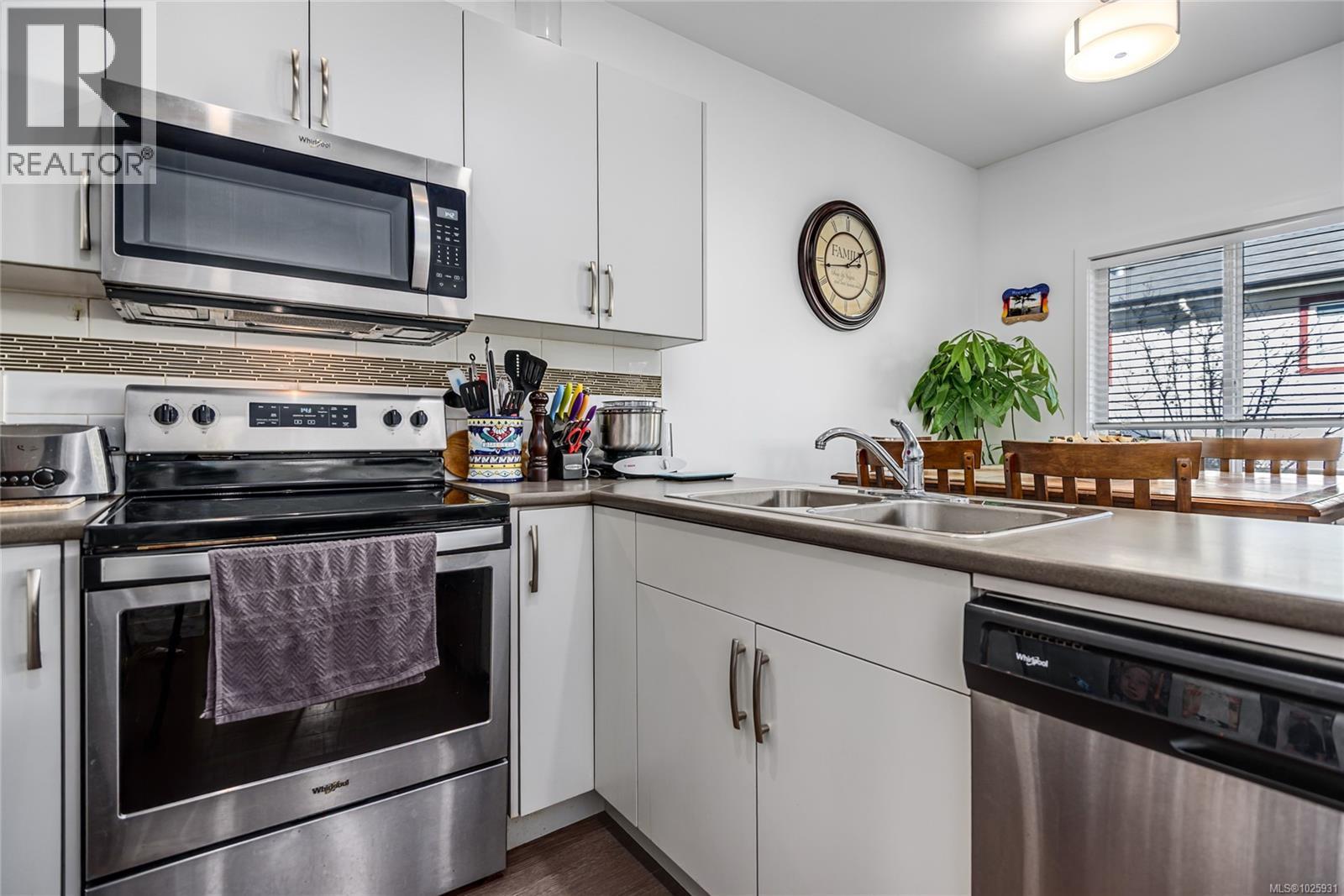 18 2109 13th St, Courtenay