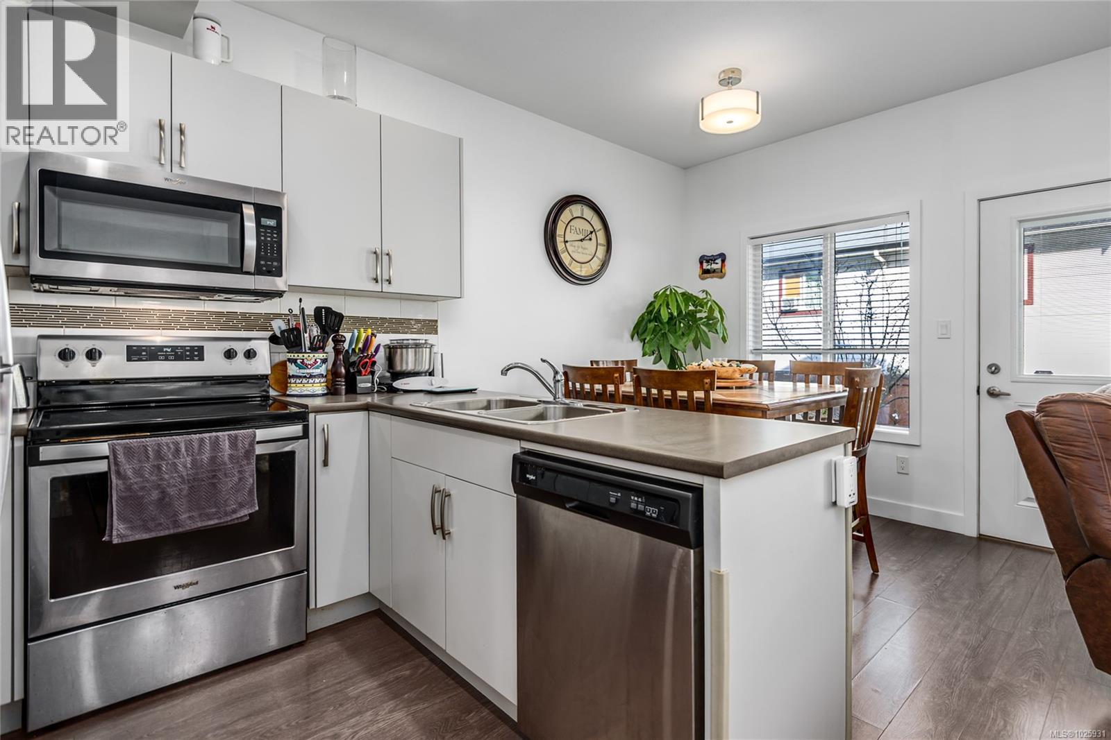 18 2109 13th St, Courtenay