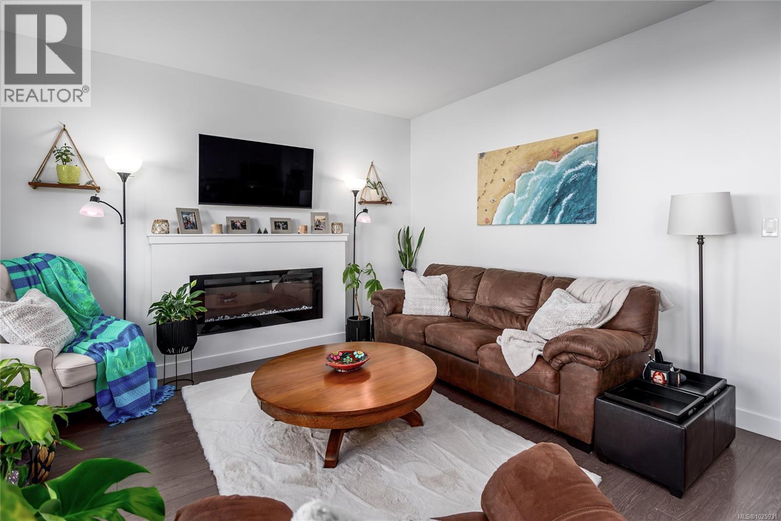 18 2109 13th St, Courtenay