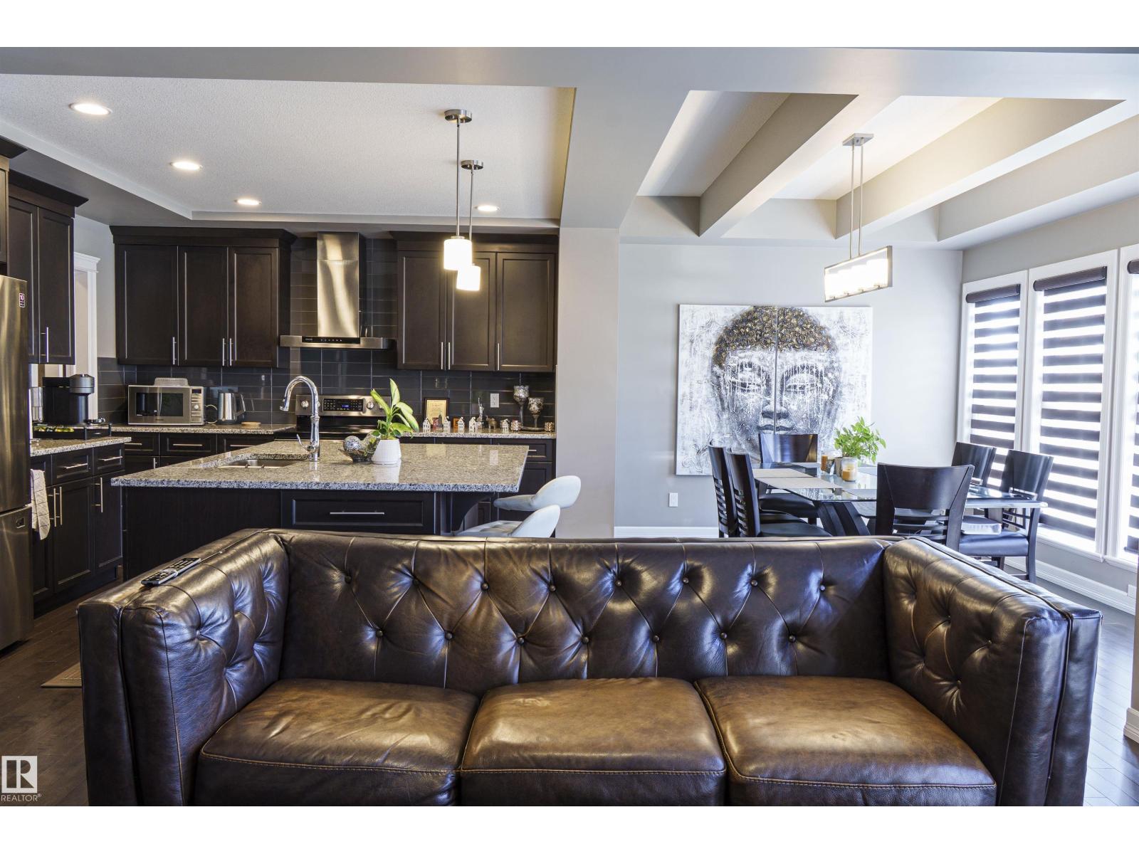 3307 HILTON CR NW, Edmonton