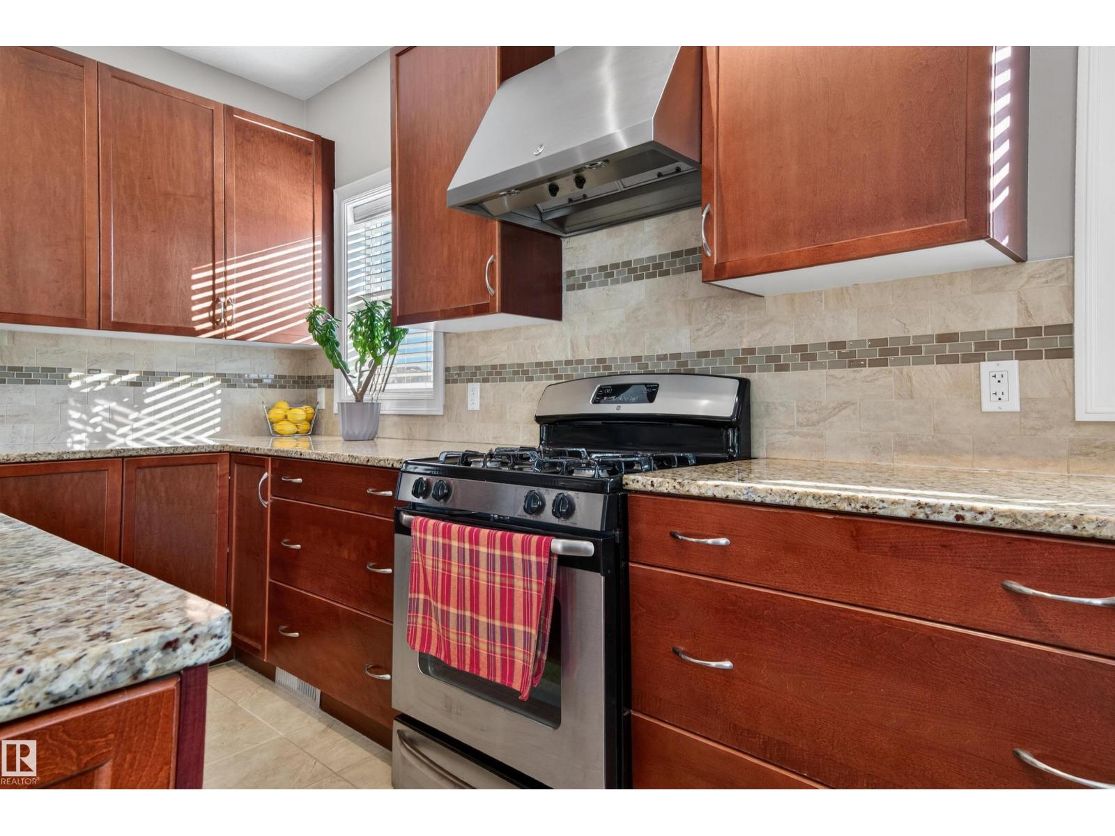 1804 HAMMOND CR NW, Edmonton