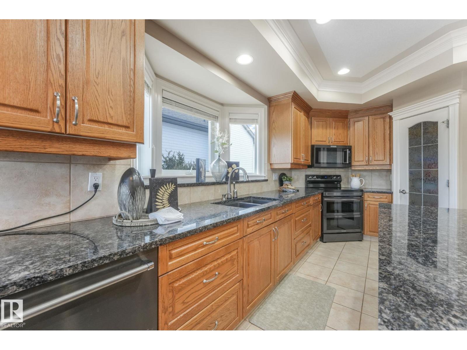 81 PROMENADE BV, Beaumont