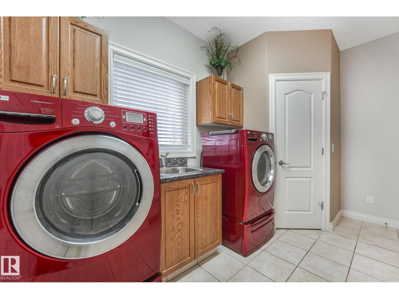 81 PROMENADE BV, Beaumont