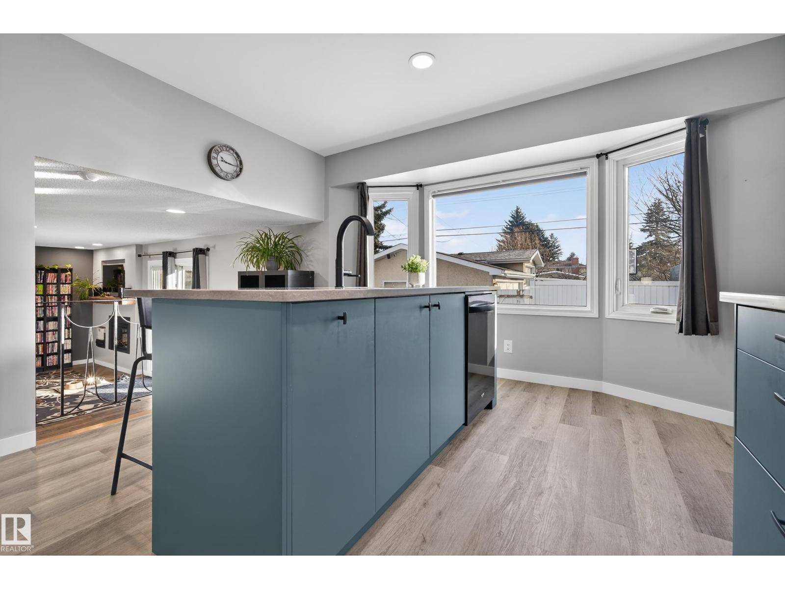 9215 OTTEWELL RD NW, Edmonton