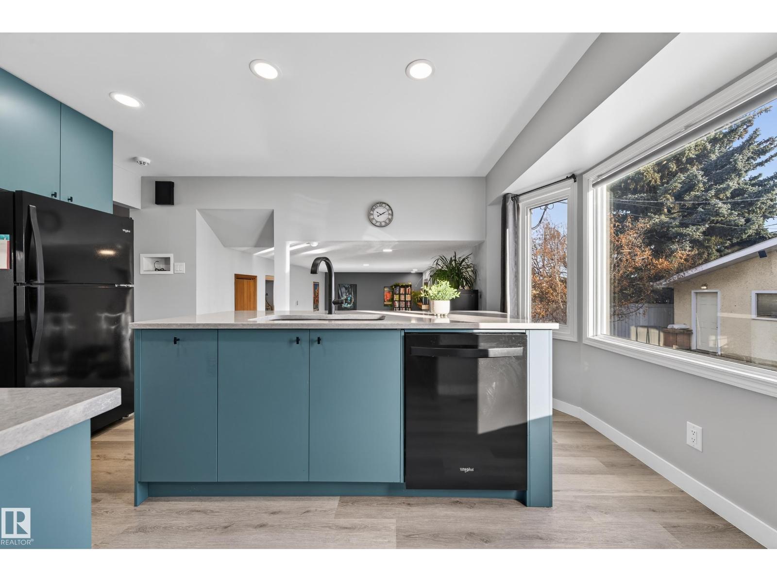 9215 OTTEWELL RD NW, Edmonton