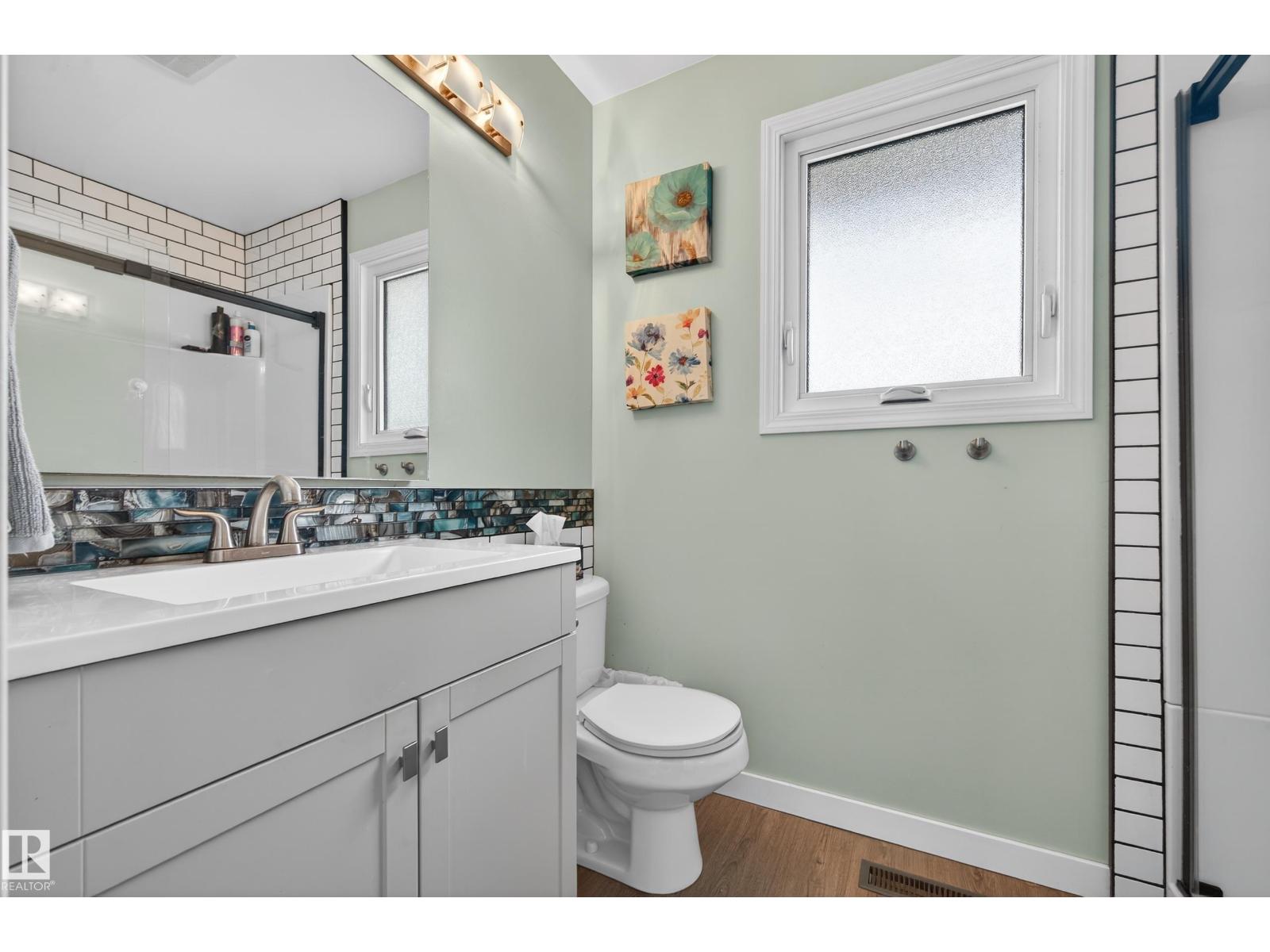 9215 OTTEWELL RD NW, Edmonton