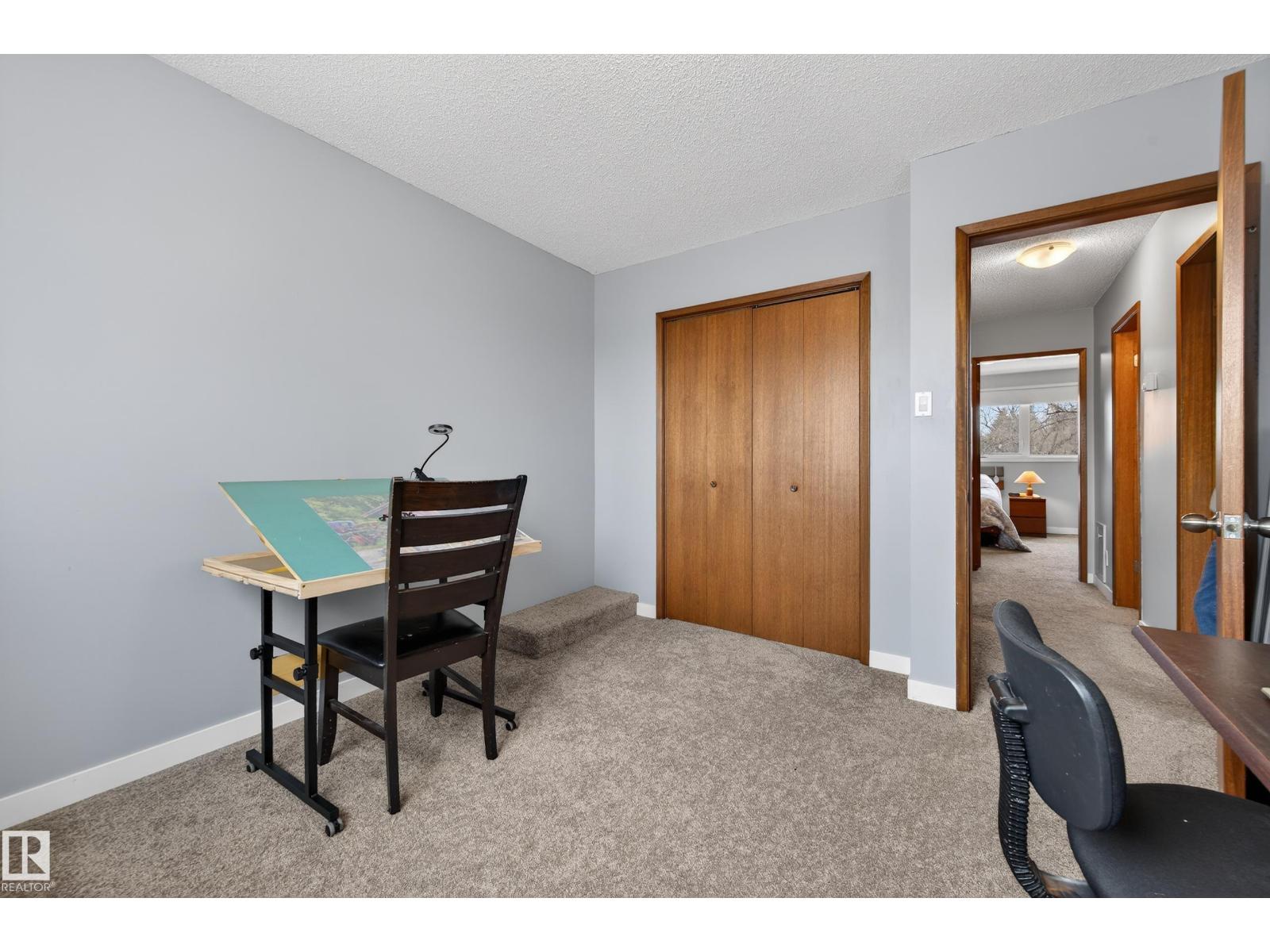 9215 OTTEWELL RD NW, Edmonton