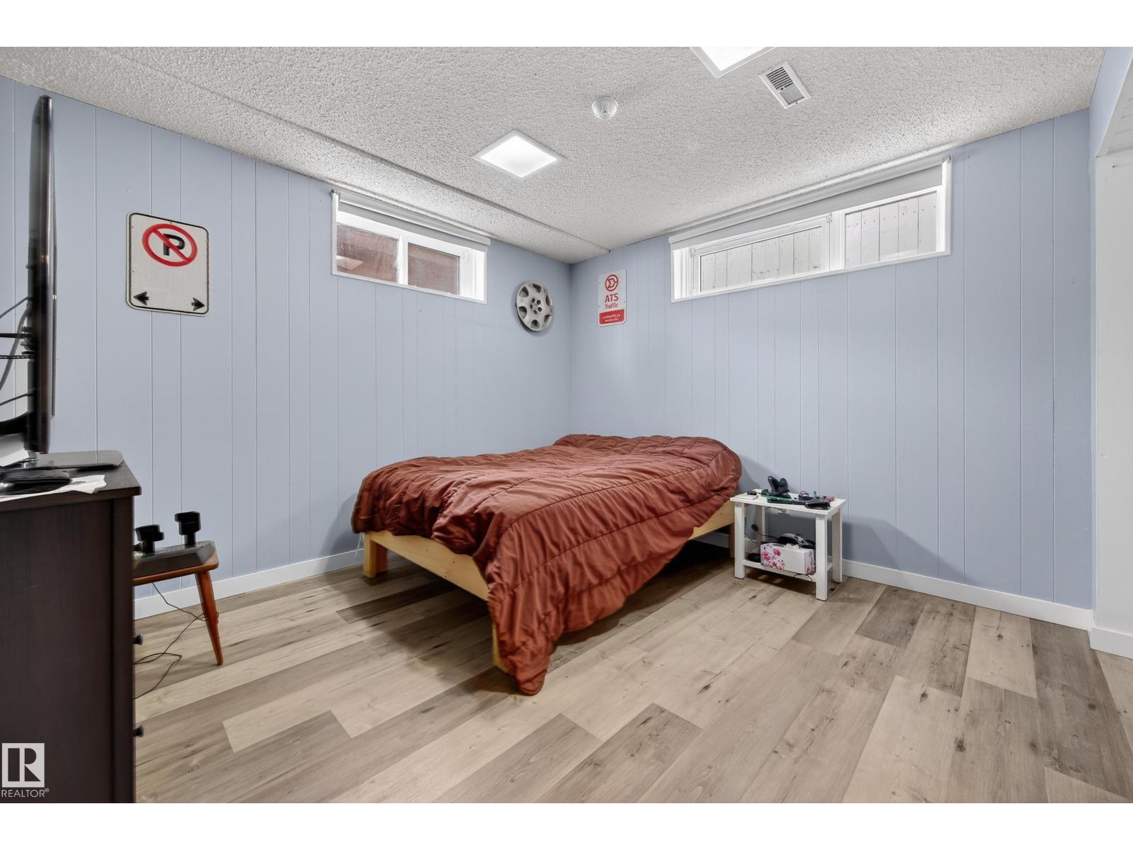 9215 OTTEWELL RD NW, Edmonton