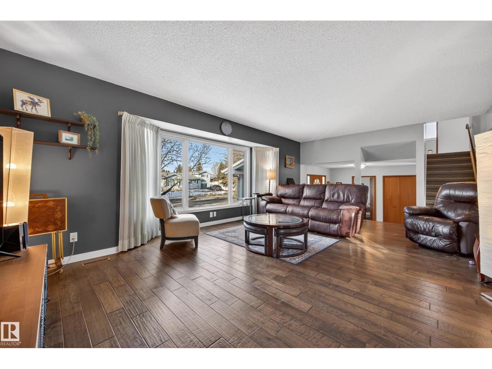 9215 OTTEWELL RD NW, Edmonton