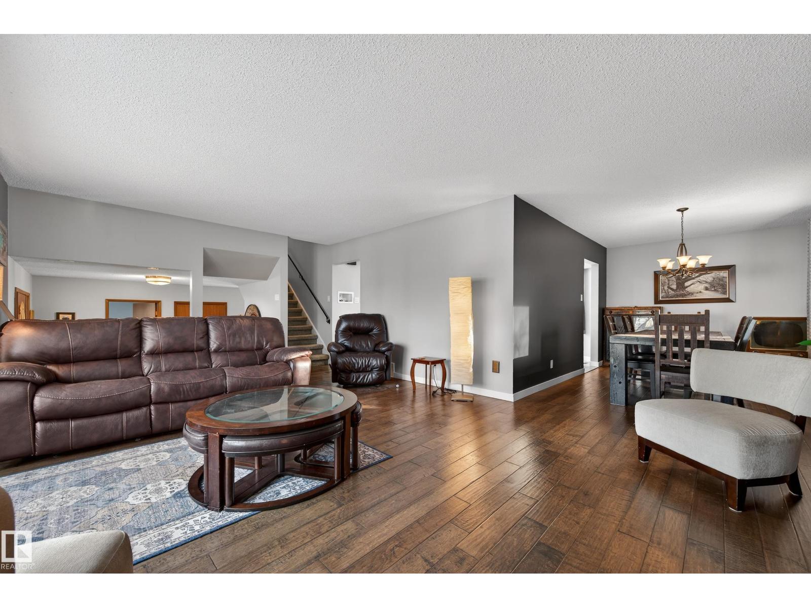 9215 OTTEWELL RD NW, Edmonton