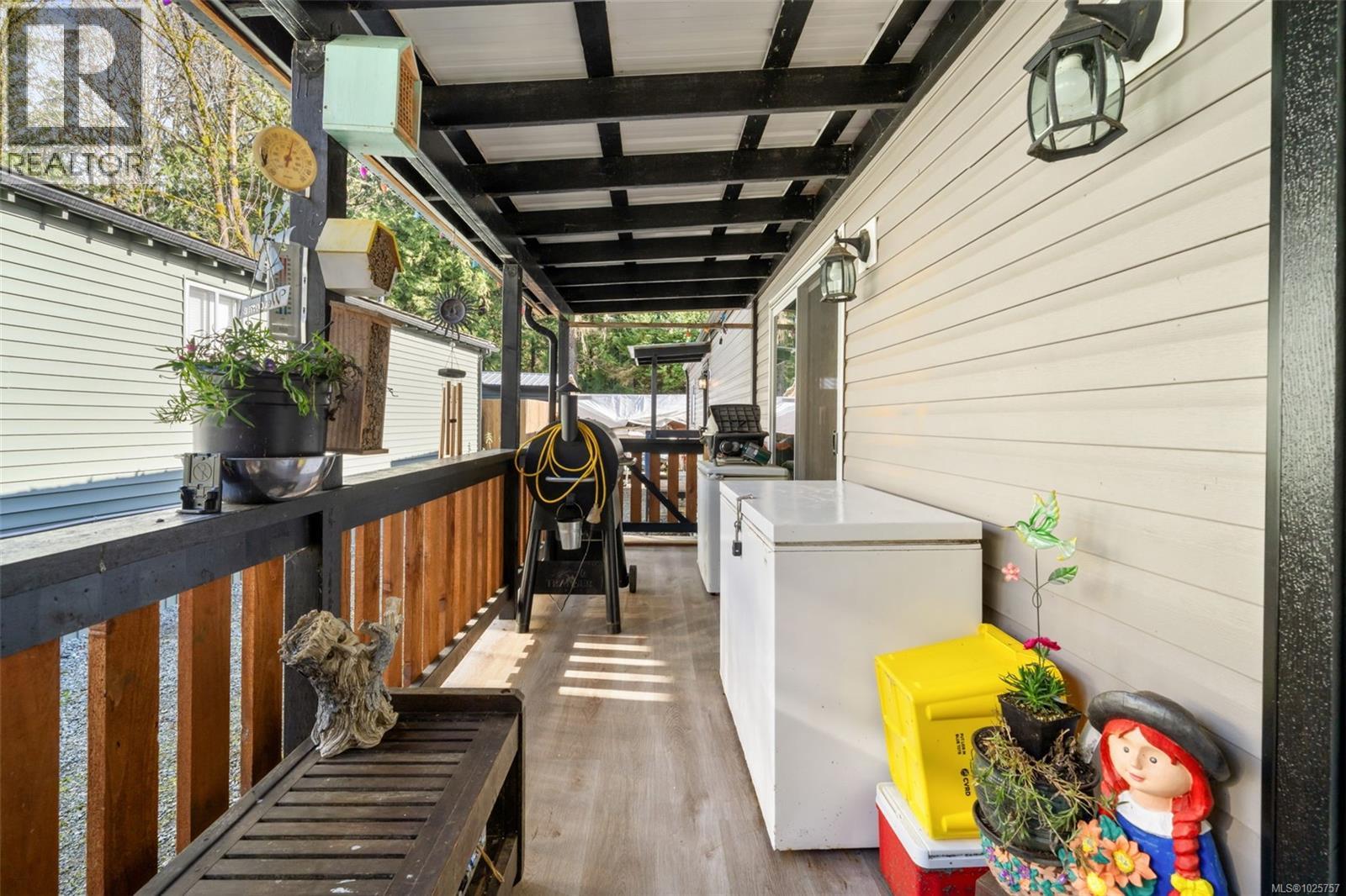 #26 9041 MEADES CREEK RD - 17