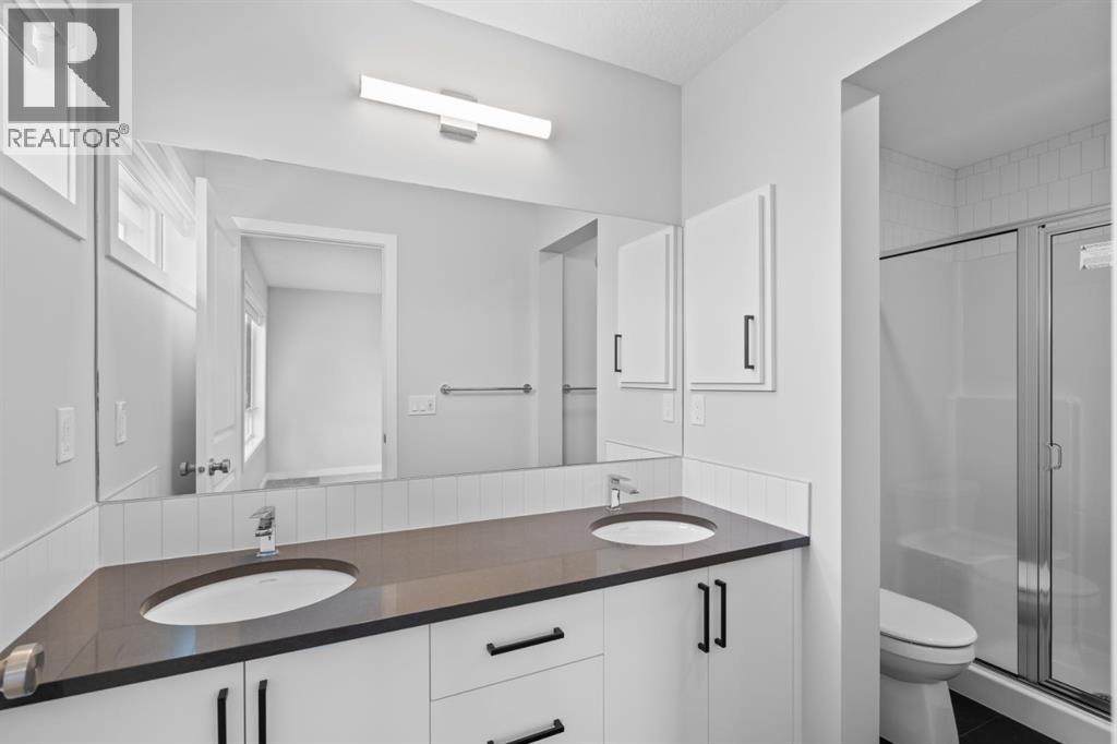 Single Family House for Sale in  Lewiston Way NE Lewisburg Calgary 