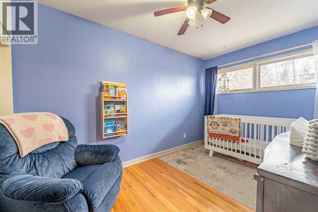 Single Family House Bungalow for Sale in  Tavender Road NW Thorncliffe Calgary 