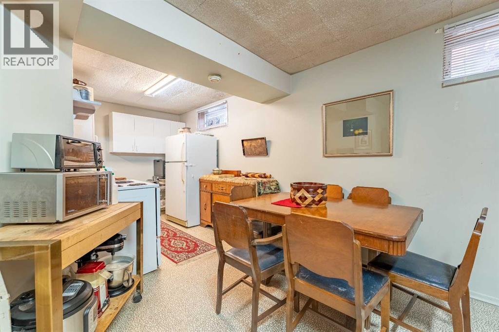 Single Family House Bungalow for Sale in  Tavender Road NW Thorncliffe Calgary 