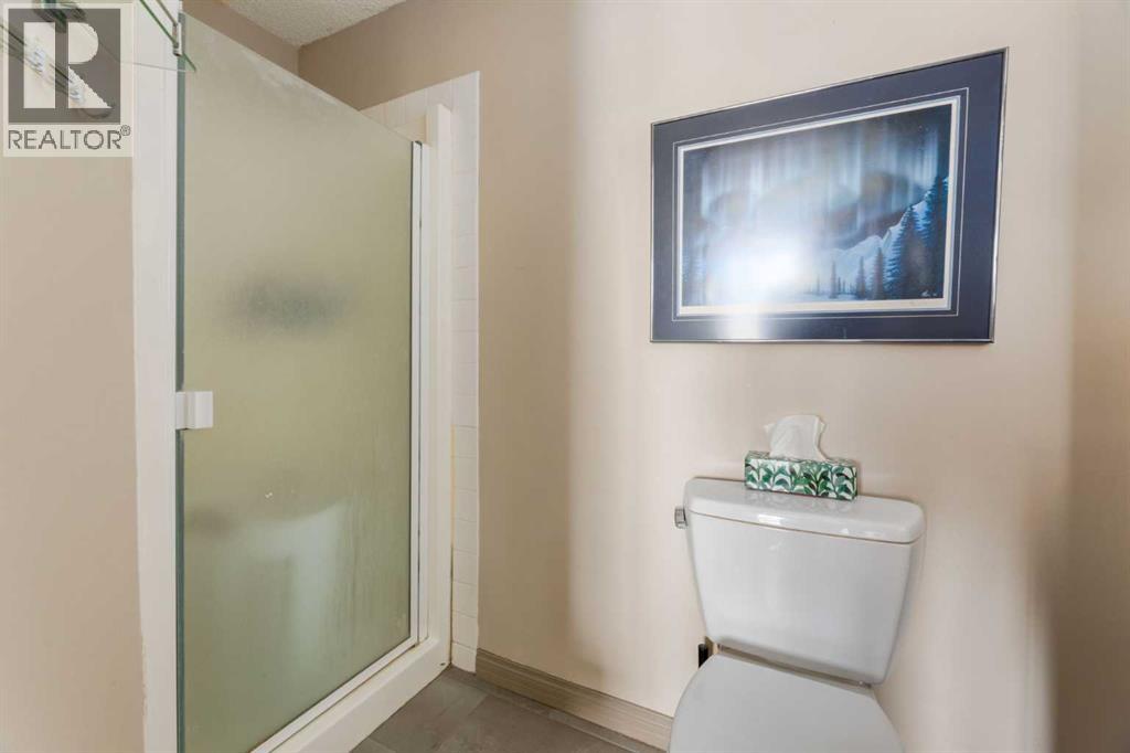 Single Family House for Sale in    Avenue NE Mayland Heights Calgary 