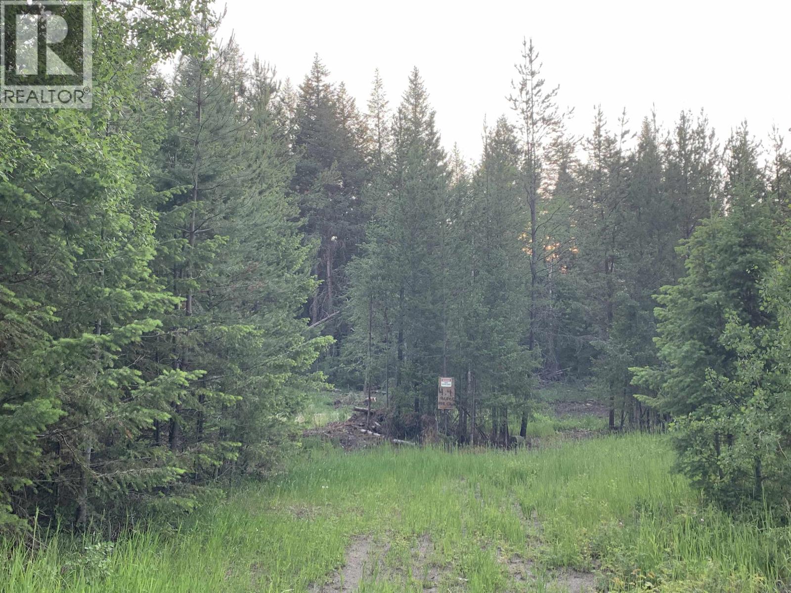 3340 WRIGHT STATION ROAD, Lac La Hache