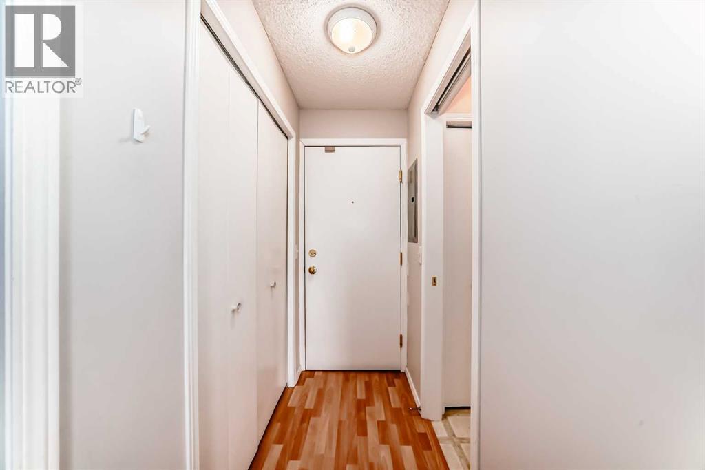 Single Family House for Sale in   Eversyde Avenue SW Evergreen Calgary 