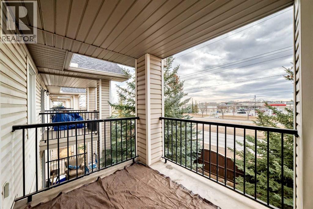 Single Family House for Sale in   Eversyde Avenue SW Evergreen Calgary 