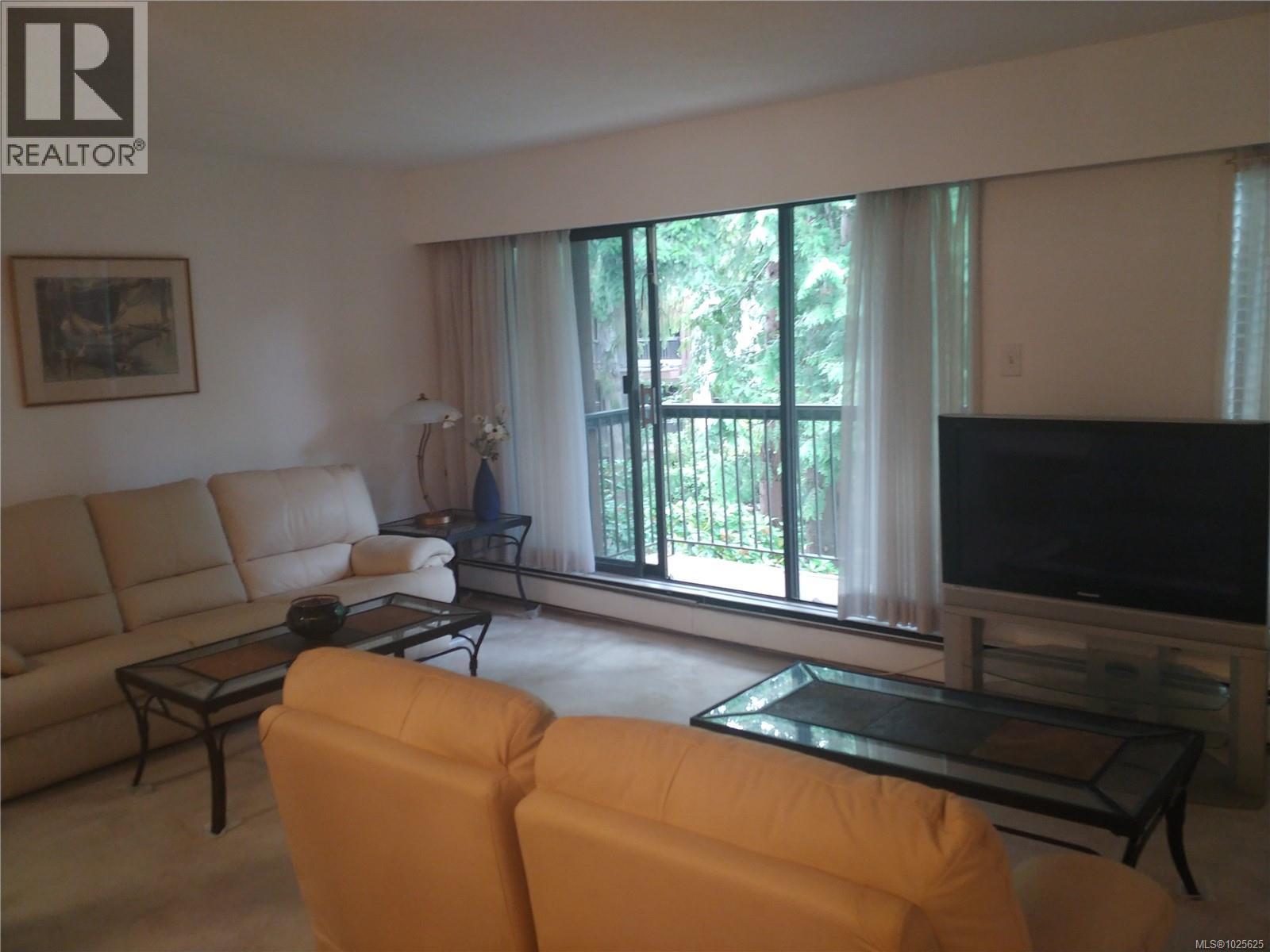 311 1009 McKenzie Avenue, Saanich