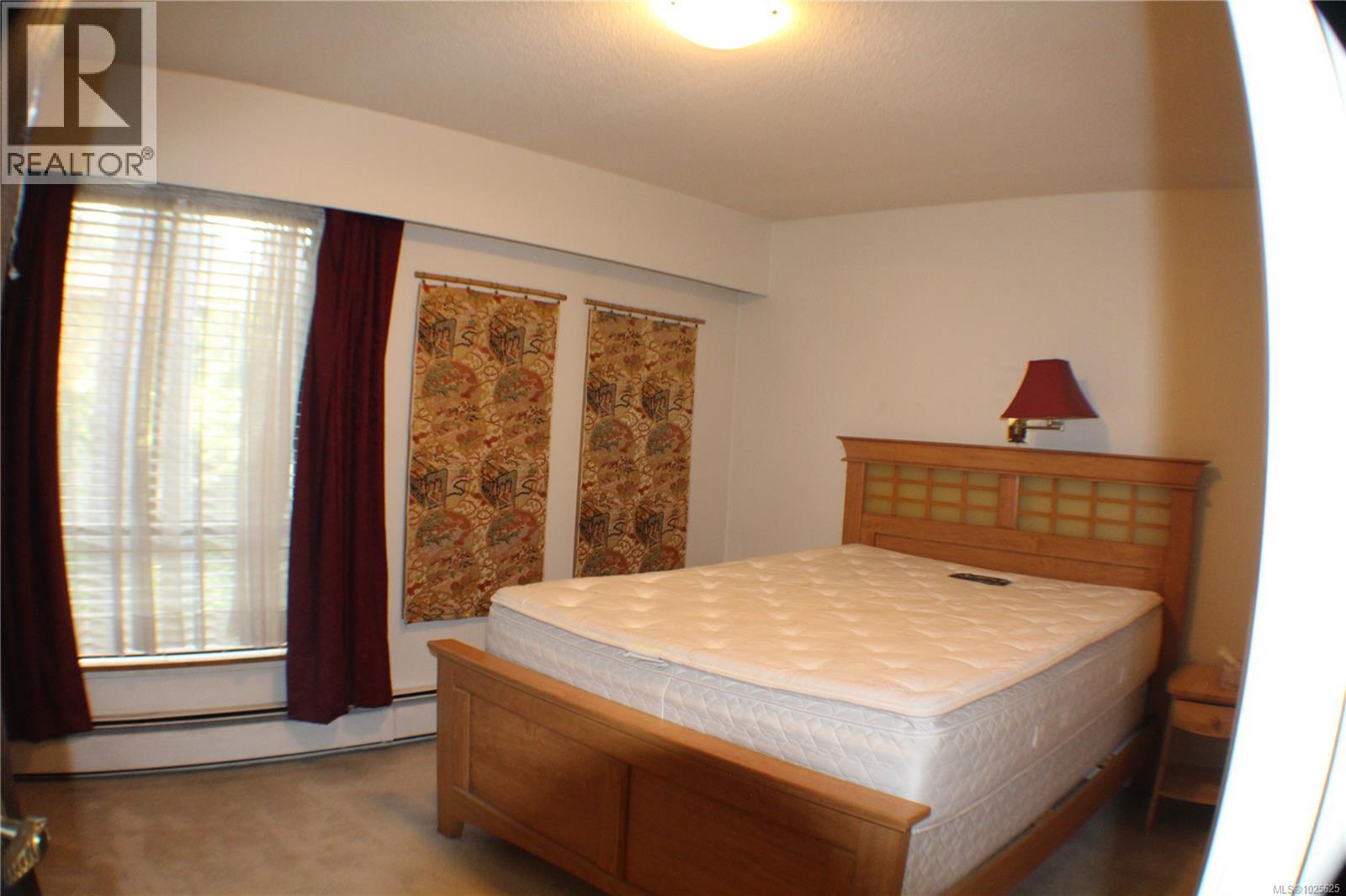 311 1009 McKenzie Avenue, Saanich