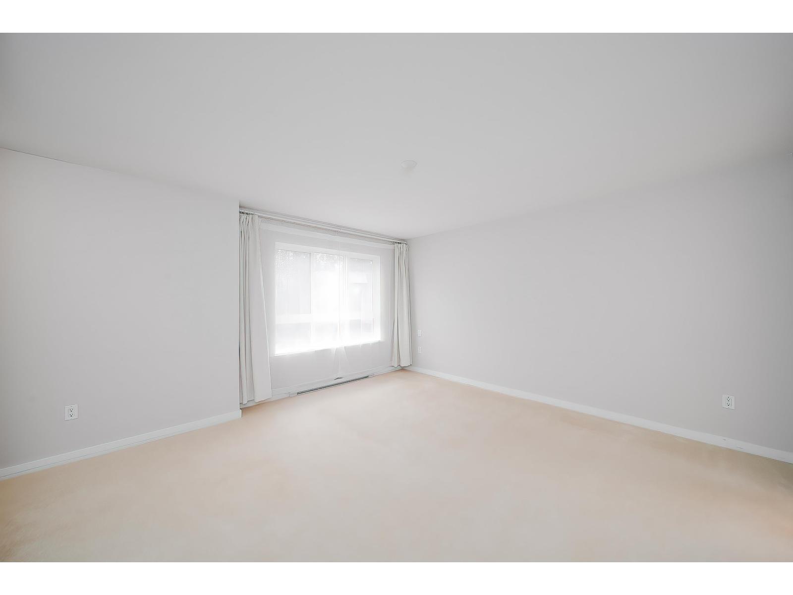 #76-10489 DELSOM Crescent, Delta