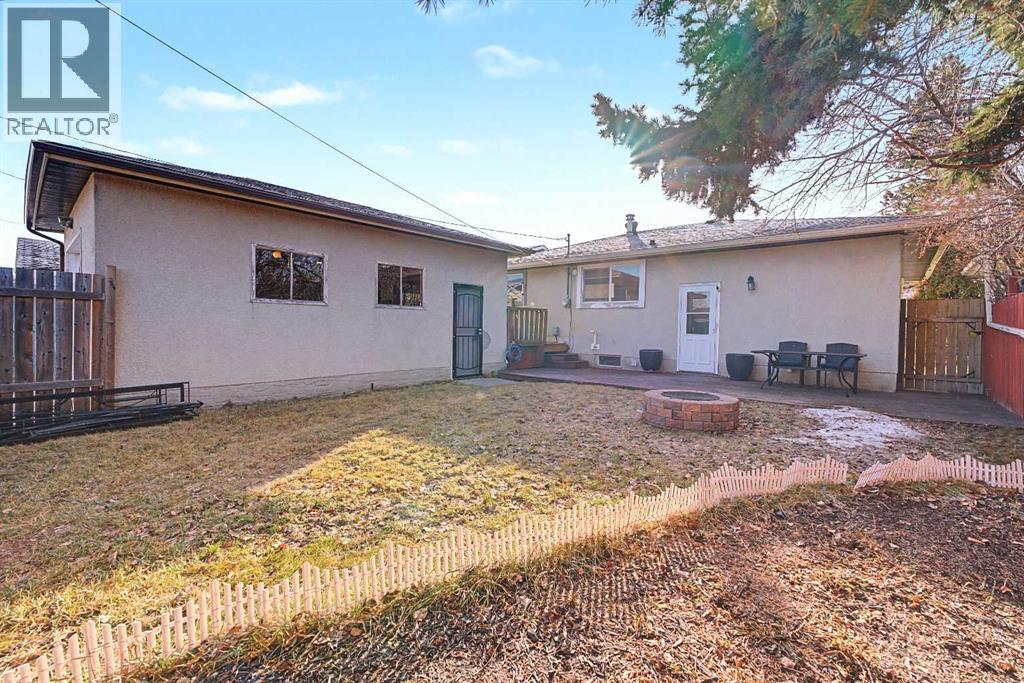 Single Family House Bungalow for Sale in  Penworth Way SE Penbrooke Meadows Calgary 